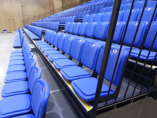 قیمت مناسب صندلی های نقره ای با ظرفیت 200 تا 500 نفر برخط