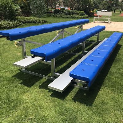 قیمت مناسب 3 ردیف صندلی سفید کننده آلومینیومی در فضای باز برای سالن های ورزشی زمین بازی برخط