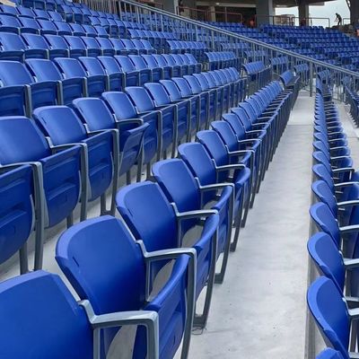 قیمت مناسب نوک تاشو پلاستیکی صندلی های استادیوم ضد پیری با مواد HDPE برخط