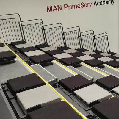 سفید کننده های بدنسازی تلسکوپی جمع شونده تاشو عقب برای سالن کنسرت