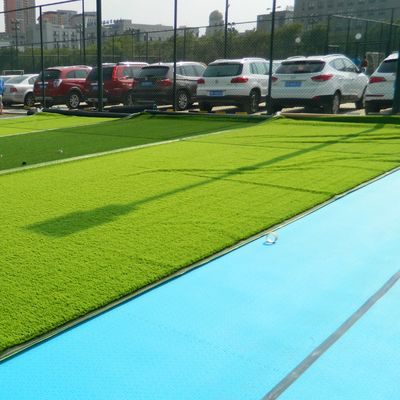 قیمت مناسب کاشی های کف ضربه گیر چمن مصنوعی سازگار با محیط زیست و غیر سمی برای زمین فوتبال برخط