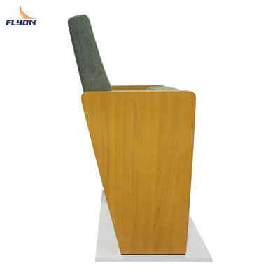 صندلی های آرام از پارچه برای سالن مدرسه یا سینما